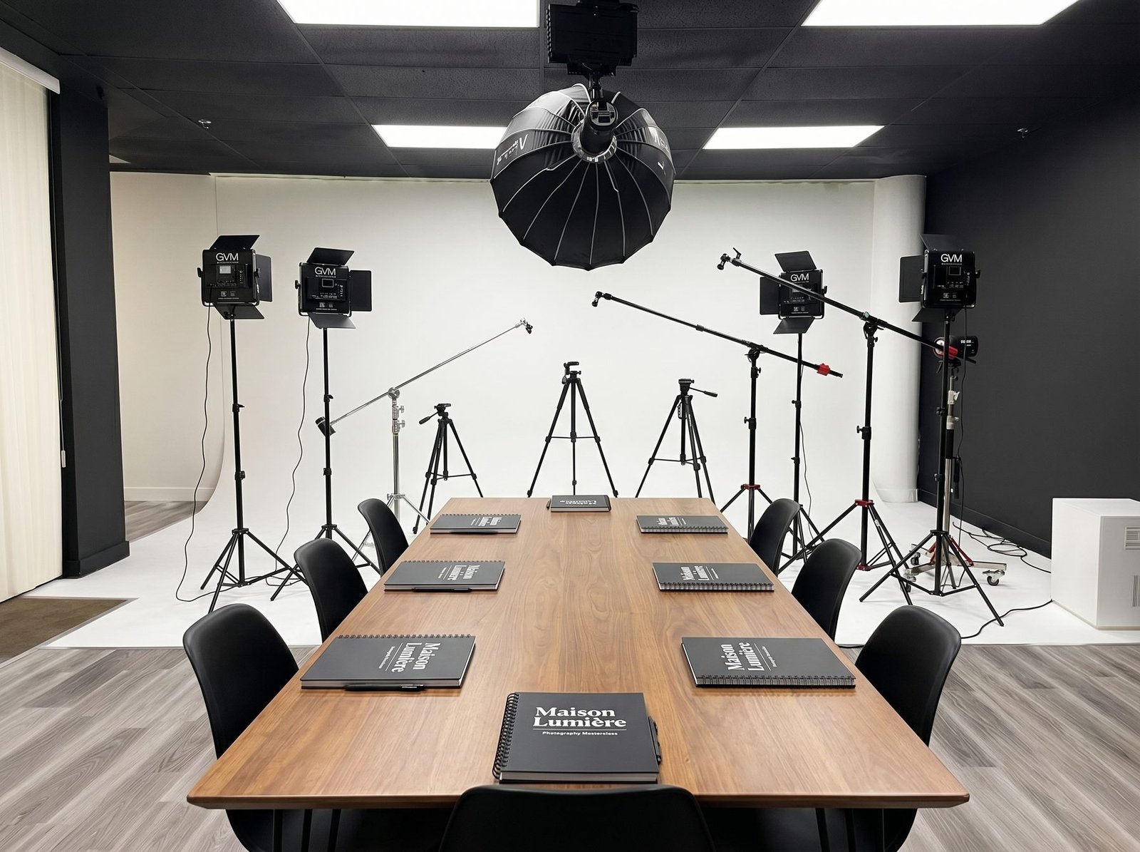 Natural vs. studio light: which is right for your shoot?